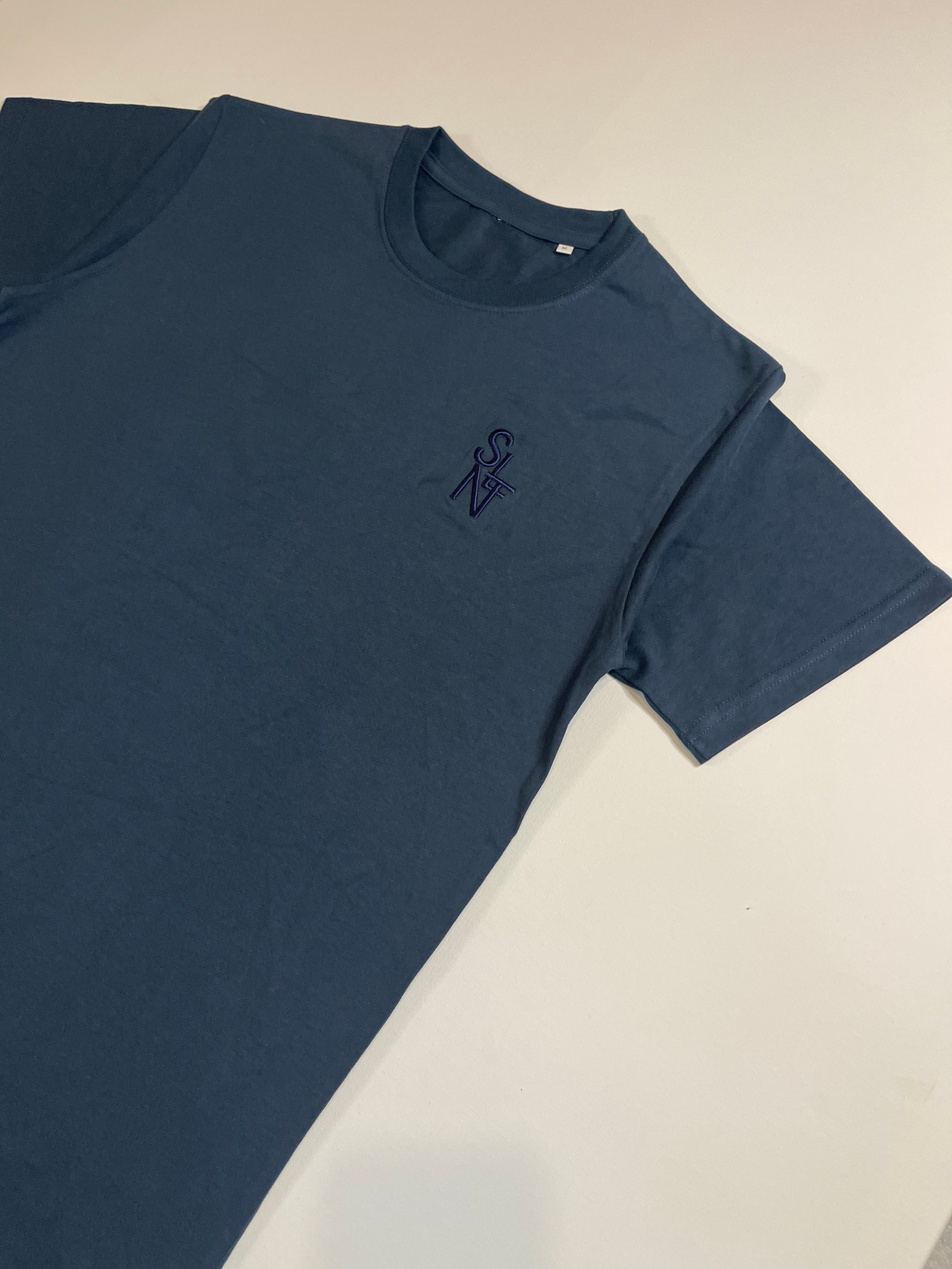 SLNT MONOGRAM COLLECTION REGULAR FIT T-SHIRT